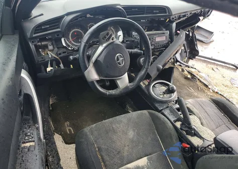 2013 Scion Tc Base z USA, uszkodzony, nr VIN JTKJF5C79D3061773